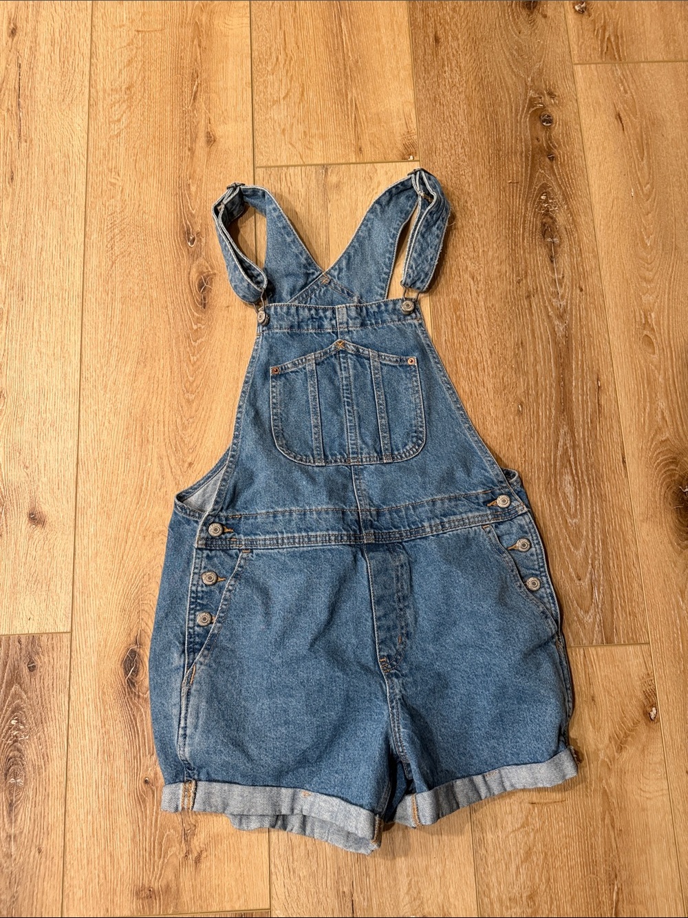 Old Navy | Women’s Short Overalls | Roll Cuff | size M